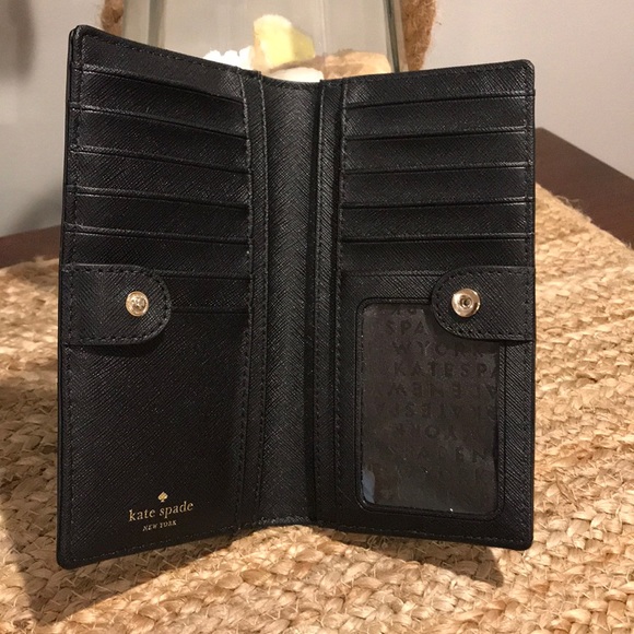 Kate Spade wallet - Picture 3 of 3